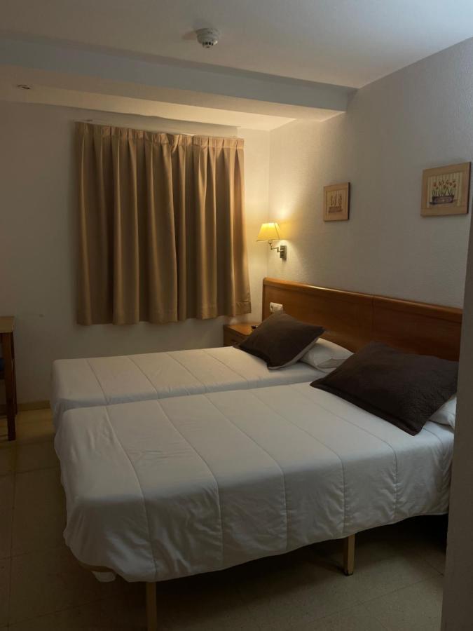 Hostal Maria Έλτσε Εξωτερικό φωτογραφία