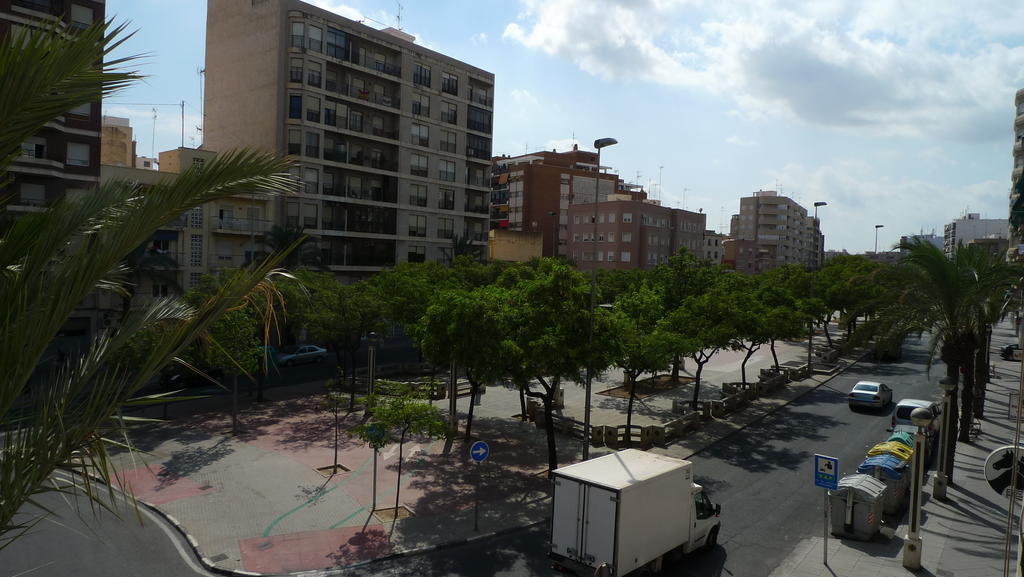 Hostal Maria Έλτσε Εξωτερικό φωτογραφία View of the neighbourhood